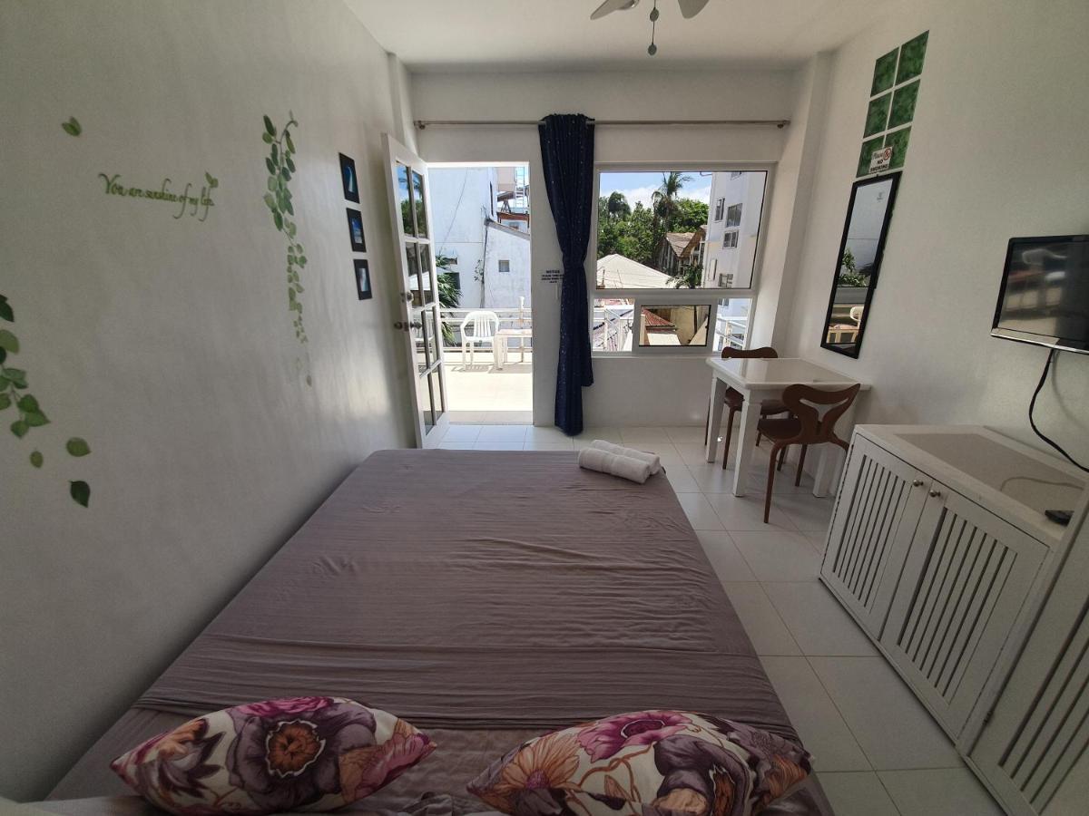 Clubboracay Apartelle Balabag  Экстерьер фото