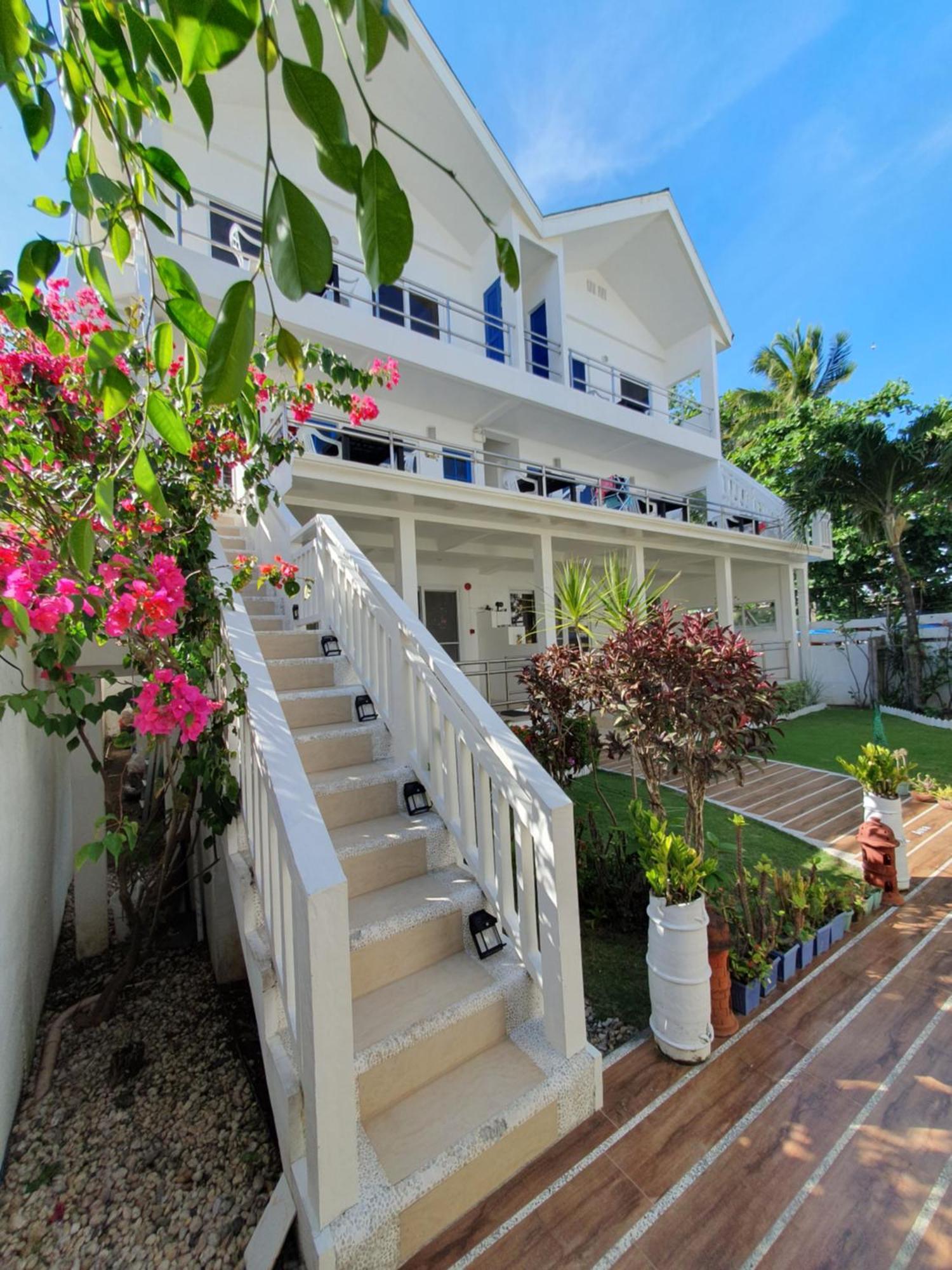 Clubboracay Apartelle Balabag  Экстерьер фото